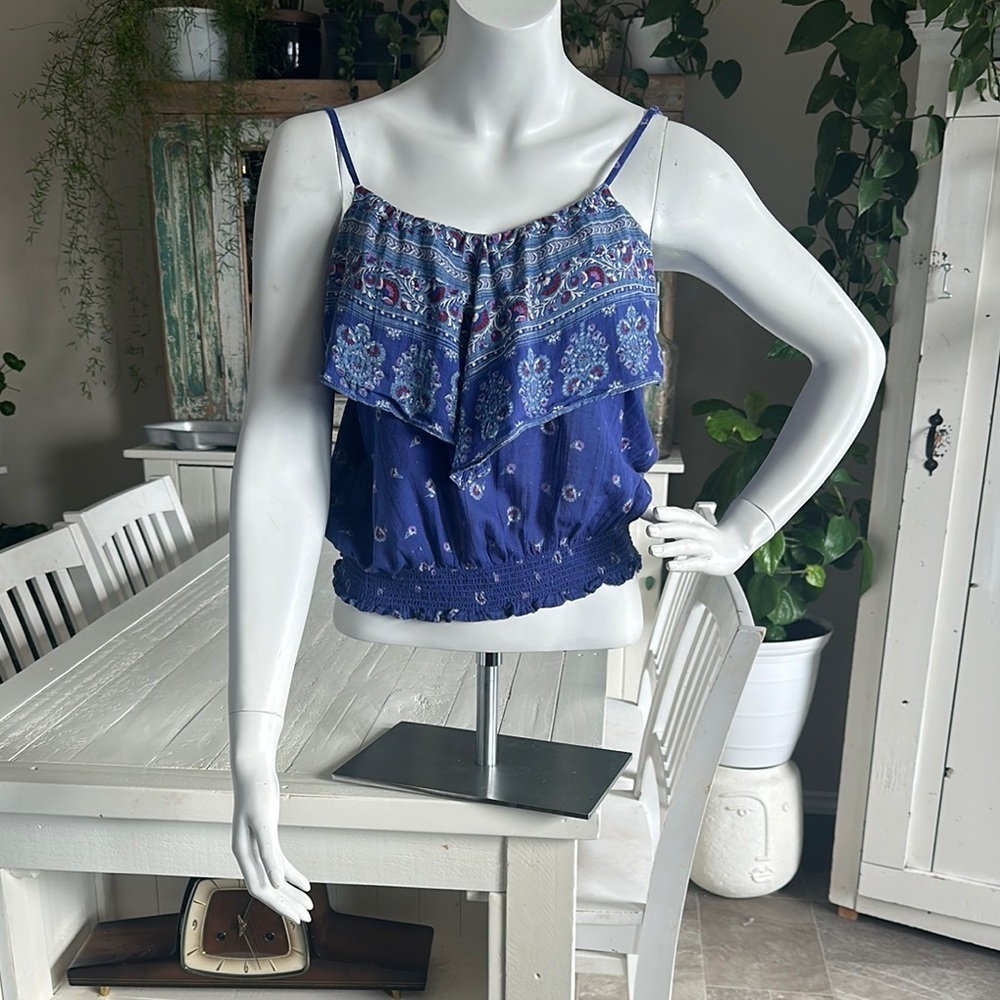 American eagle outfitters periwinkle floral flow crop adjustable halter tank Sm